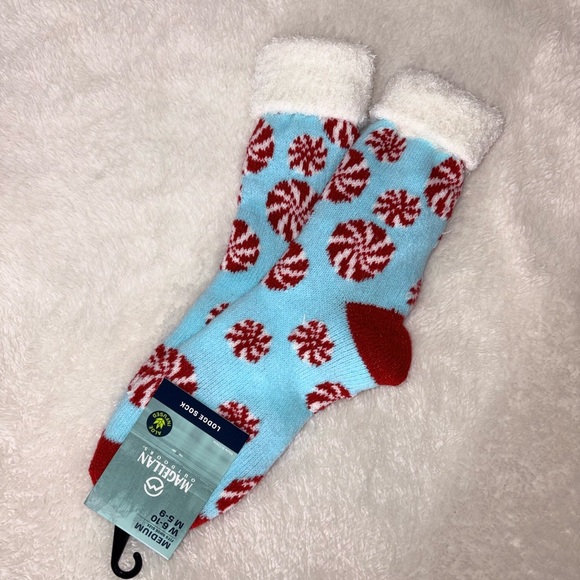 Magellan Outdoors Lodge Socks Size Medium Aloe Infused - Picture 1 of 4